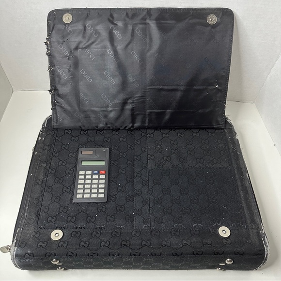 Vintage Gucci Suitcase - Picture 2 of 10